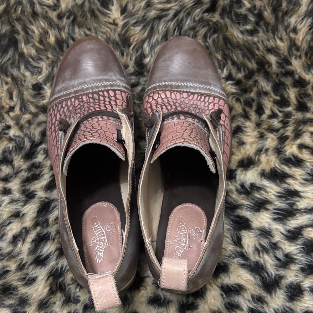 Freebird by Steven; Mabel Pink and Brown Women's Shoes - Picture 5 of 10
